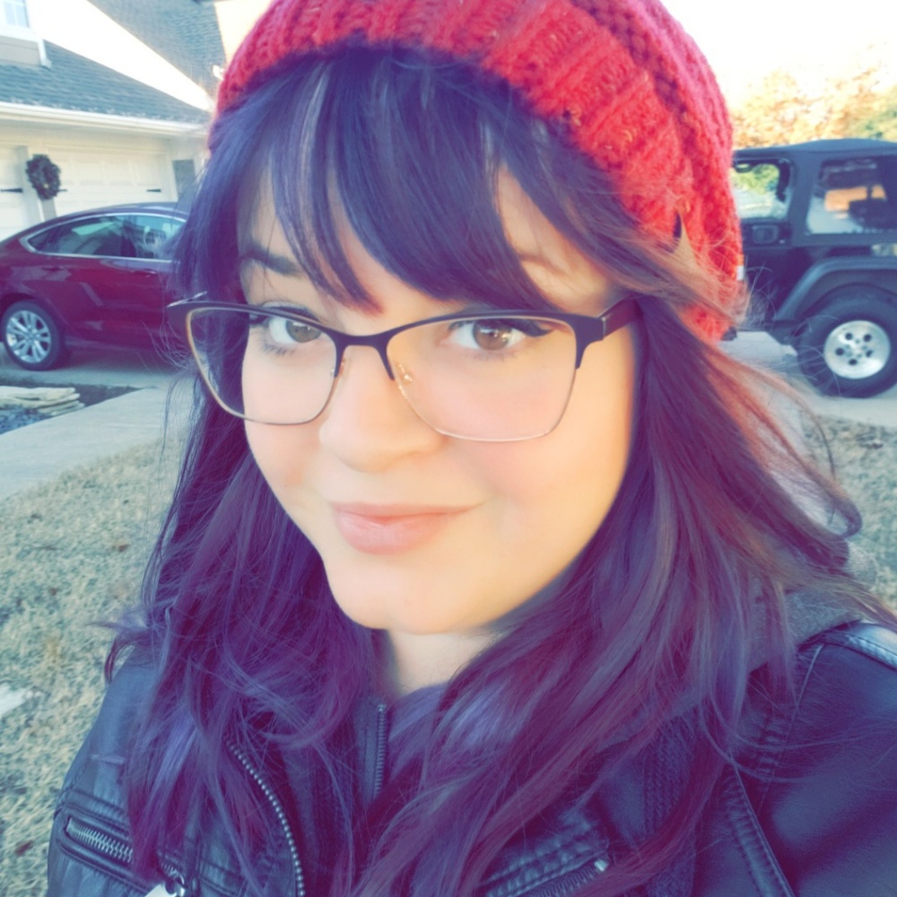 Meet your Posher, Elyse